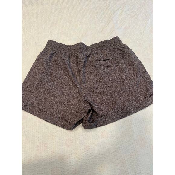 Lululemon spring break away gray shorts 10 women - Picture 2 of 5